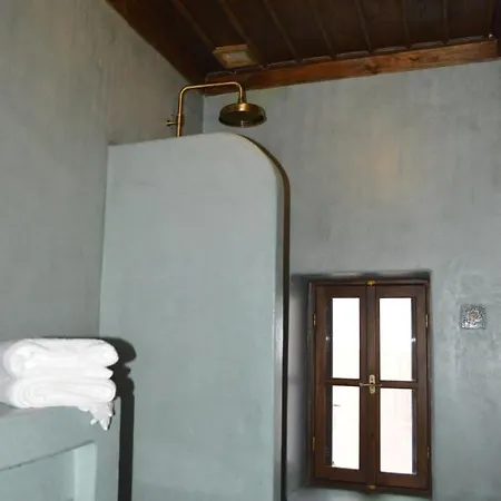 Casa Muse Kastellorizo Whole House بيت للعطل *