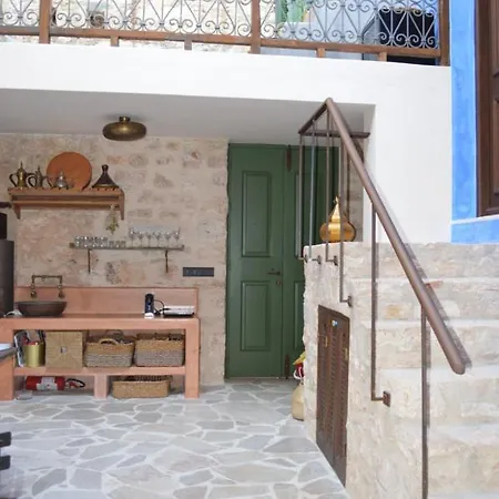 Casa Muse Kastellorizo Whole House بيت للعطل ماغيستي